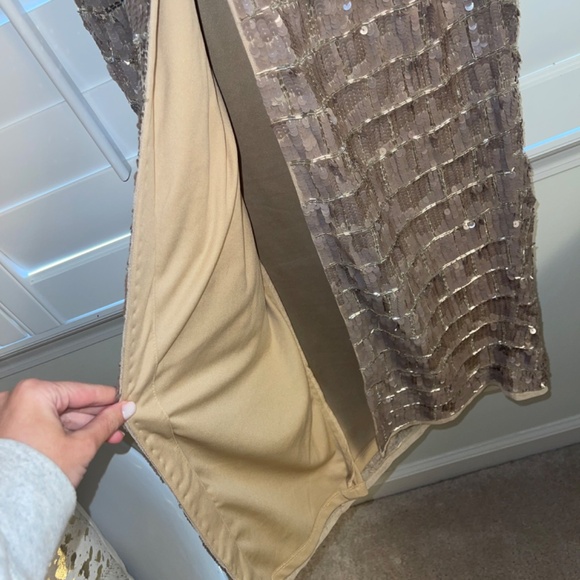 SOLD- MAC DUGGAL Sequined High Neck Sleeveless Column Gown In Taupe Size 6 NWT - Picture 9 of 9